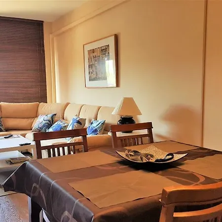 Apartman Pau Casals *