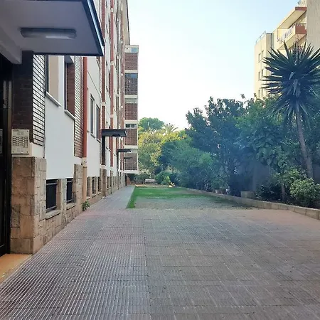 Pau Casals Apartman
