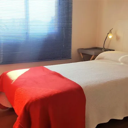 Pau Casals Apartman *